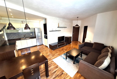 Krosnianska - 2 izb, balkón, výťah, zariadenie, 3.p., 55 m2