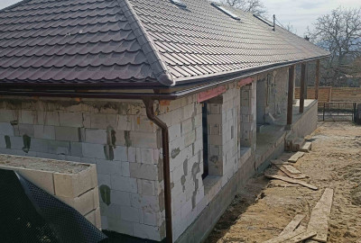 Füzérkajata - Rozostavaný rodinný dom v Maďarsku 40 min. od Košíc